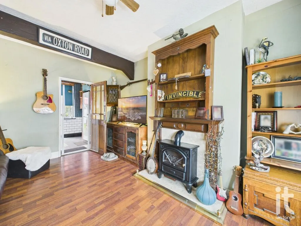 3 bed Semi-Detached