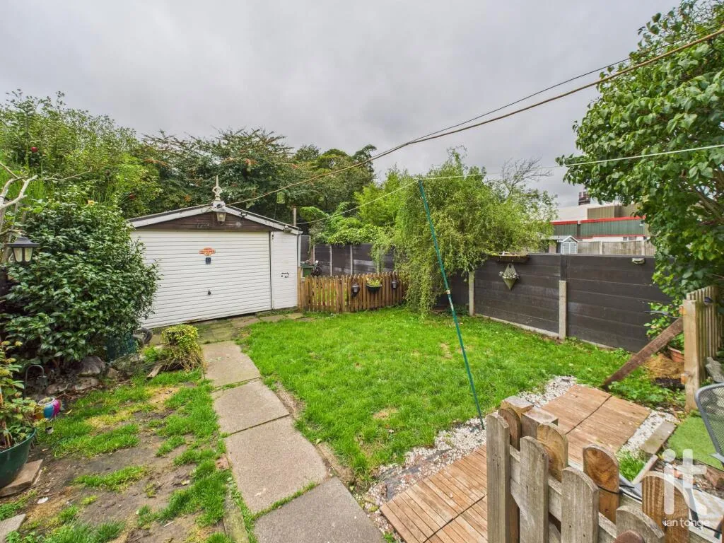 3 bed Semi-Detached