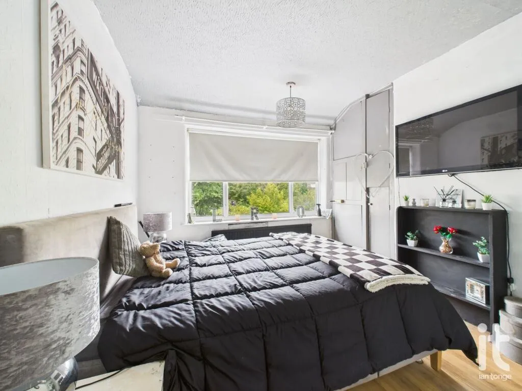 3 bed Semi-Detached