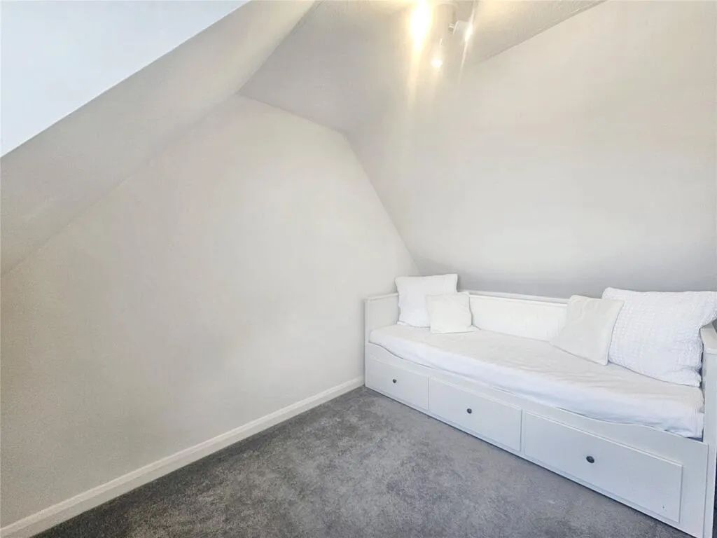 2 bed Apartment