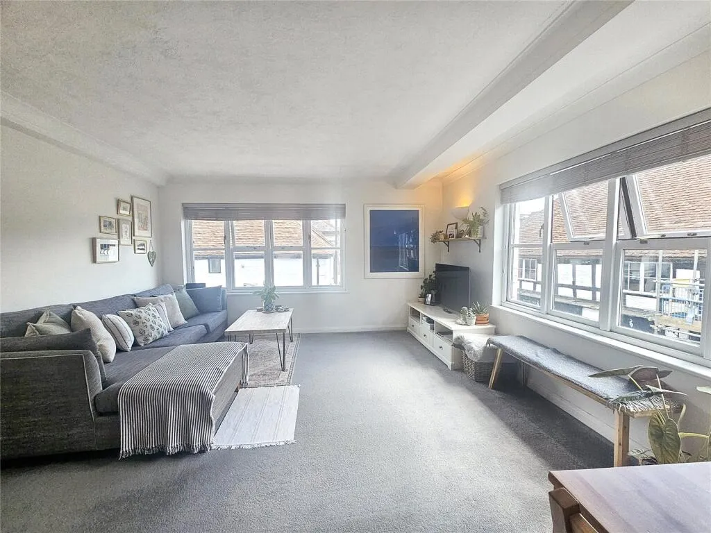 2 bed Apartment