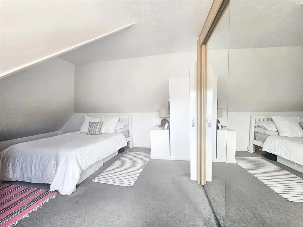 2 bed Apartment
