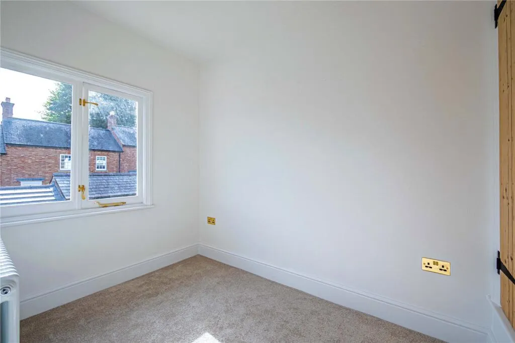 2 bed Terraced