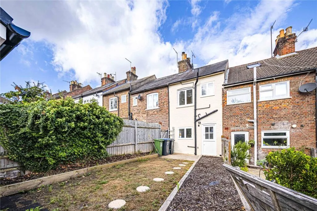 2 bed Terraced