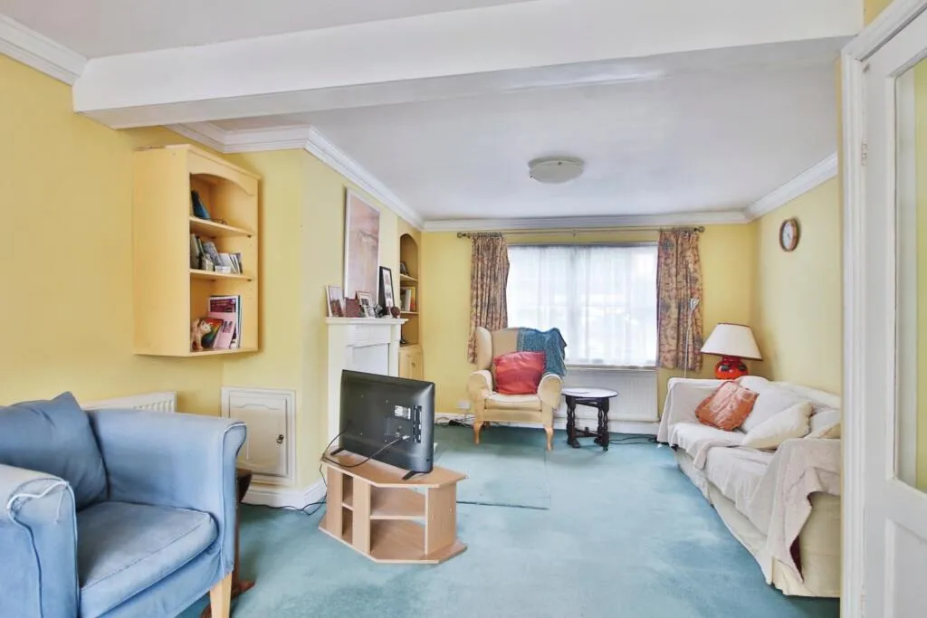 5 bed End of Terrace