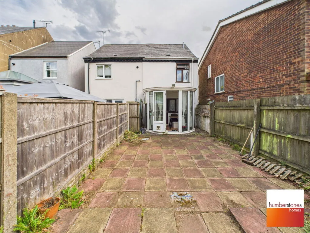 2 bed Semi-Detached