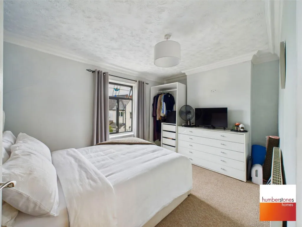 2 bed Semi-Detached