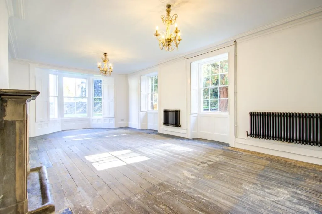 6 bed Character Property