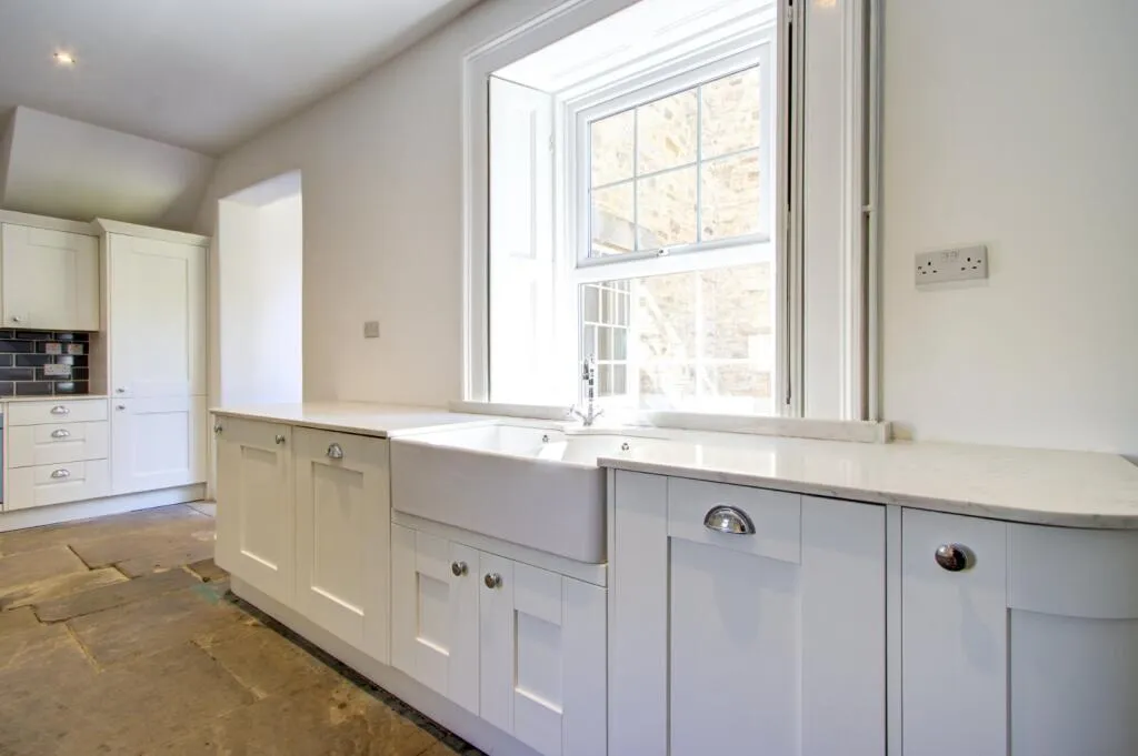 6 bed Character Property
