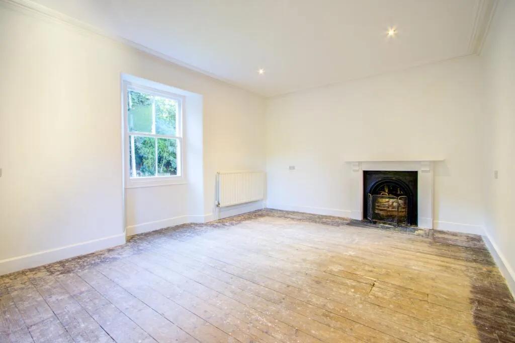 6 bed Character Property