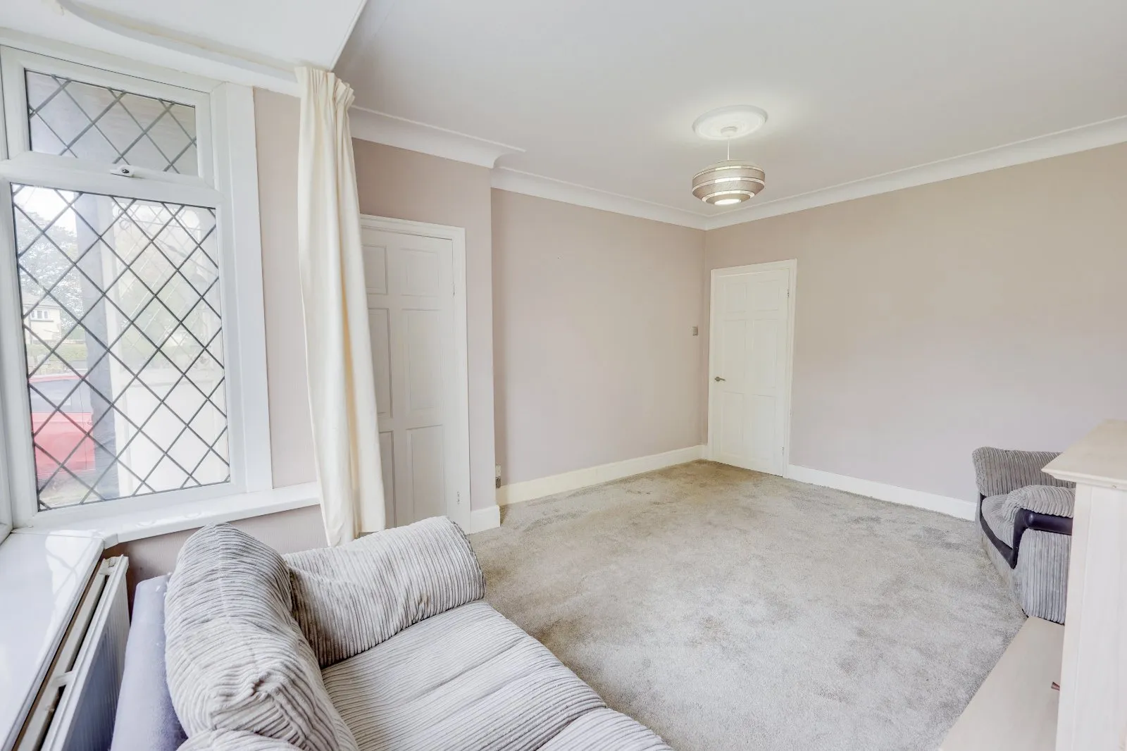2 bed Semi-Detached