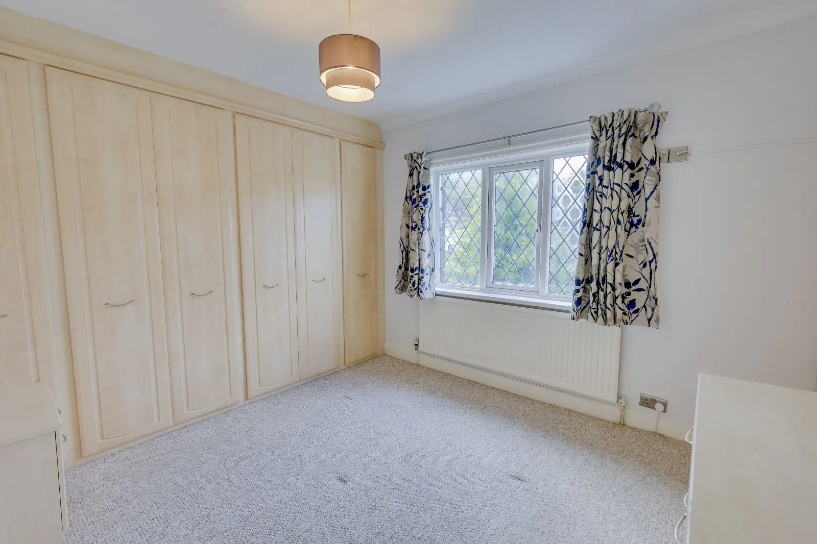 2 bed Semi-Detached