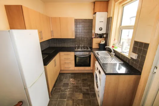 2 bed Terraced