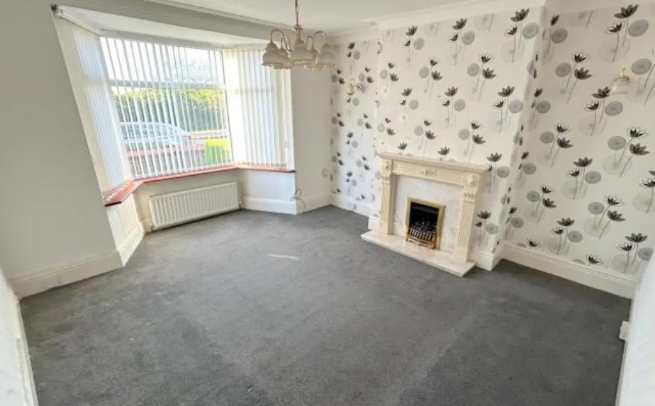 3 bed End of Terrace