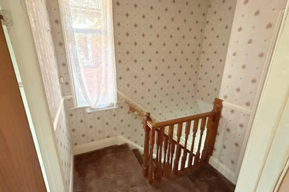 3 bed End of Terrace