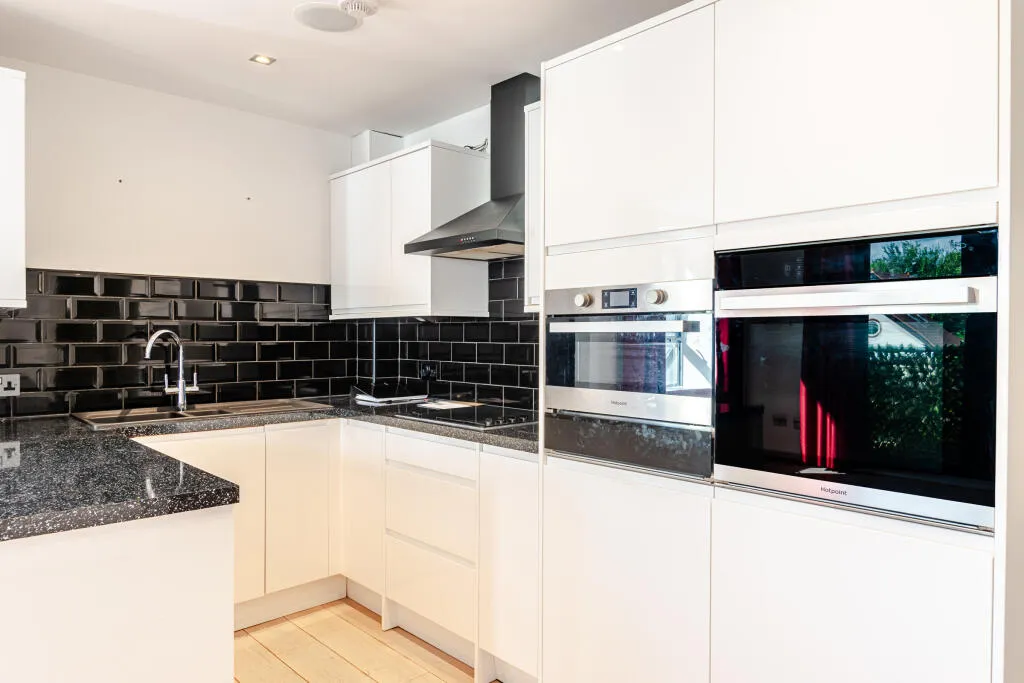 2 bed Ground Flat