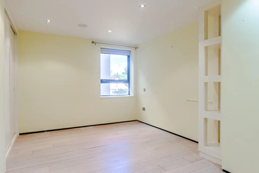 2 bed Ground Flat