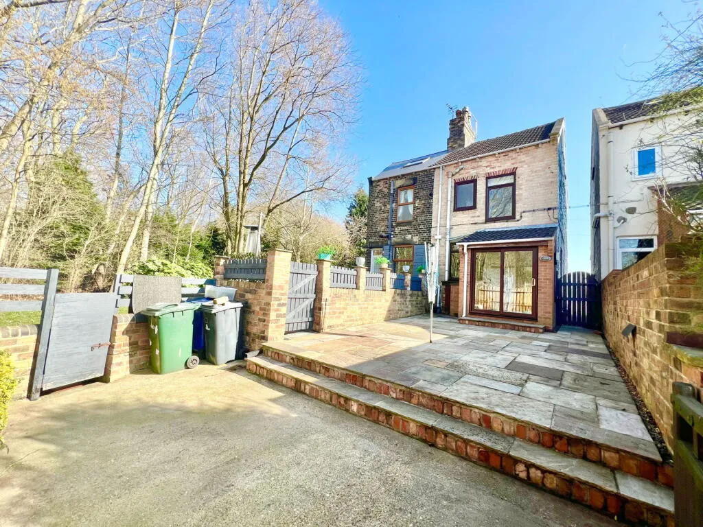 3 bed Semi-Detached