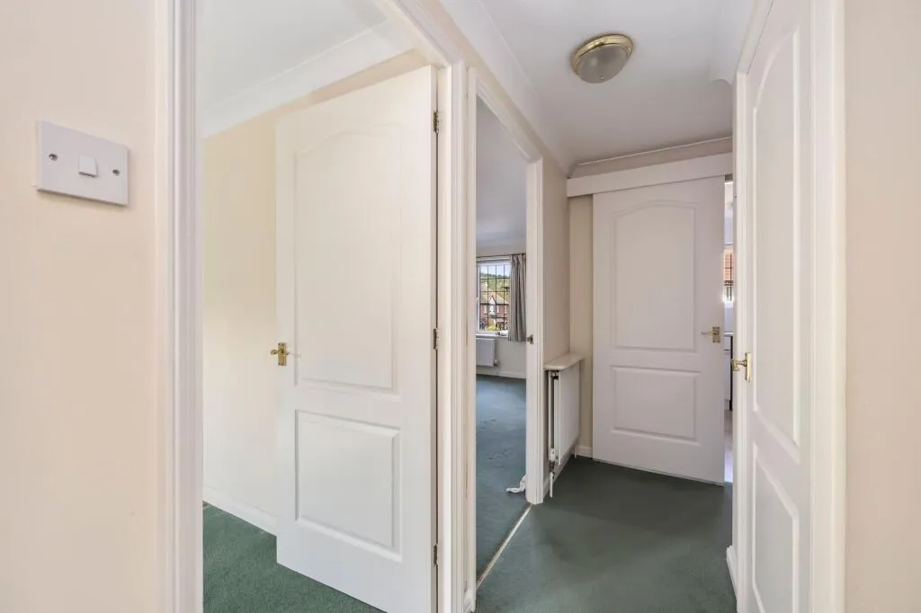 2 bed Retirement Property