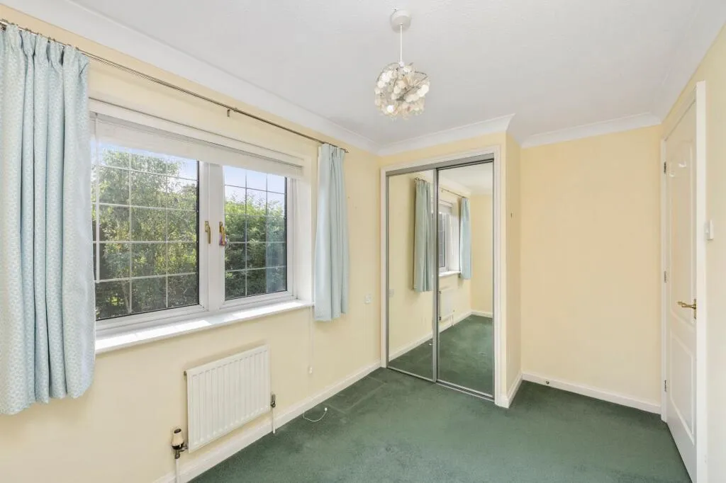 2 bed Retirement Property