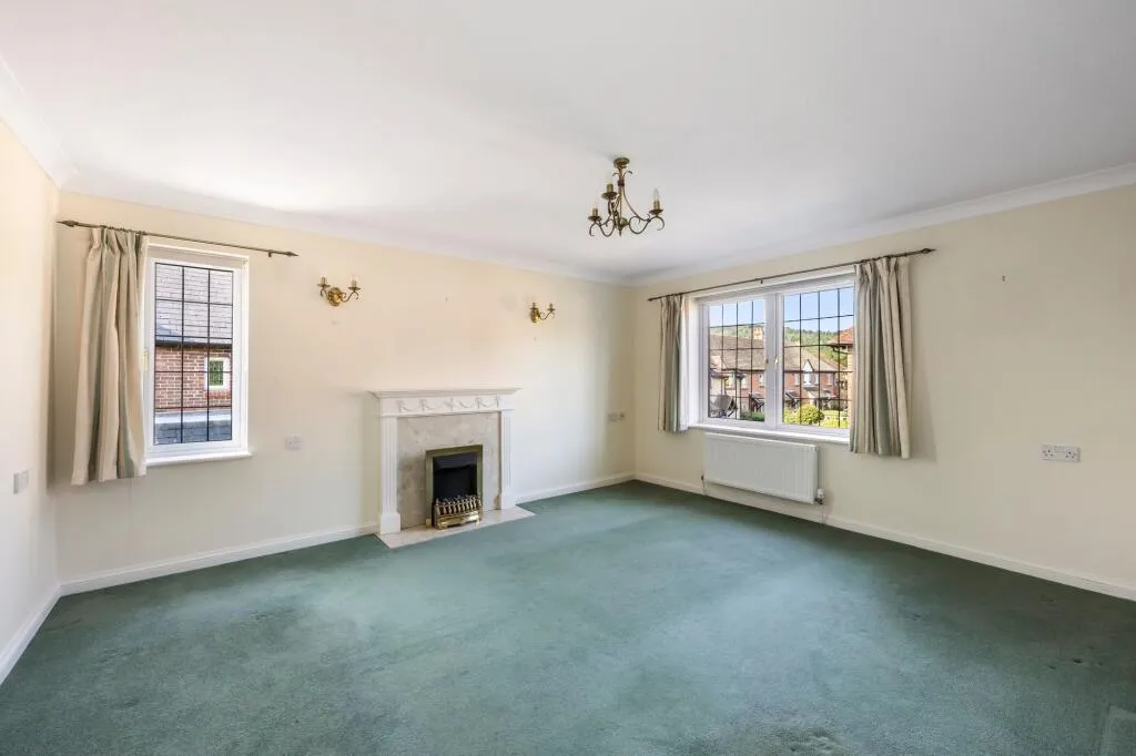 2 bed Retirement Property