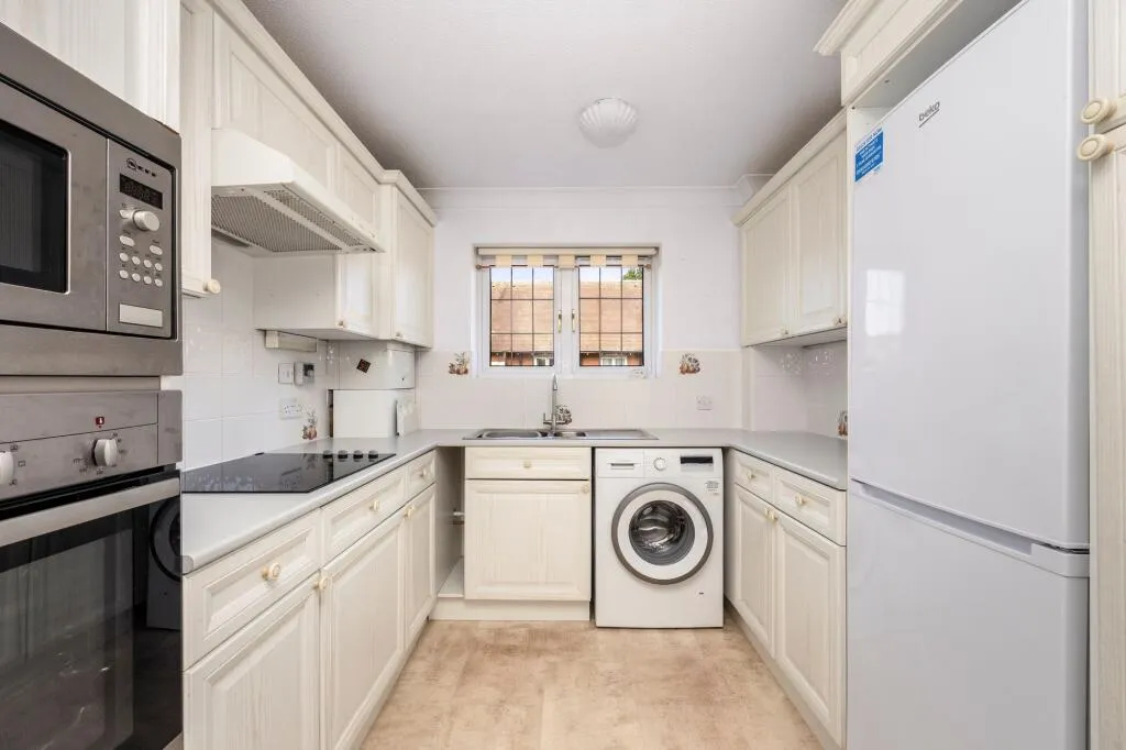 2 bed Retirement Property