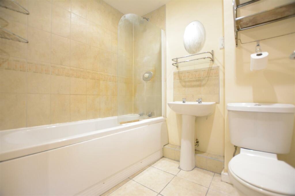 1 bed Apartment