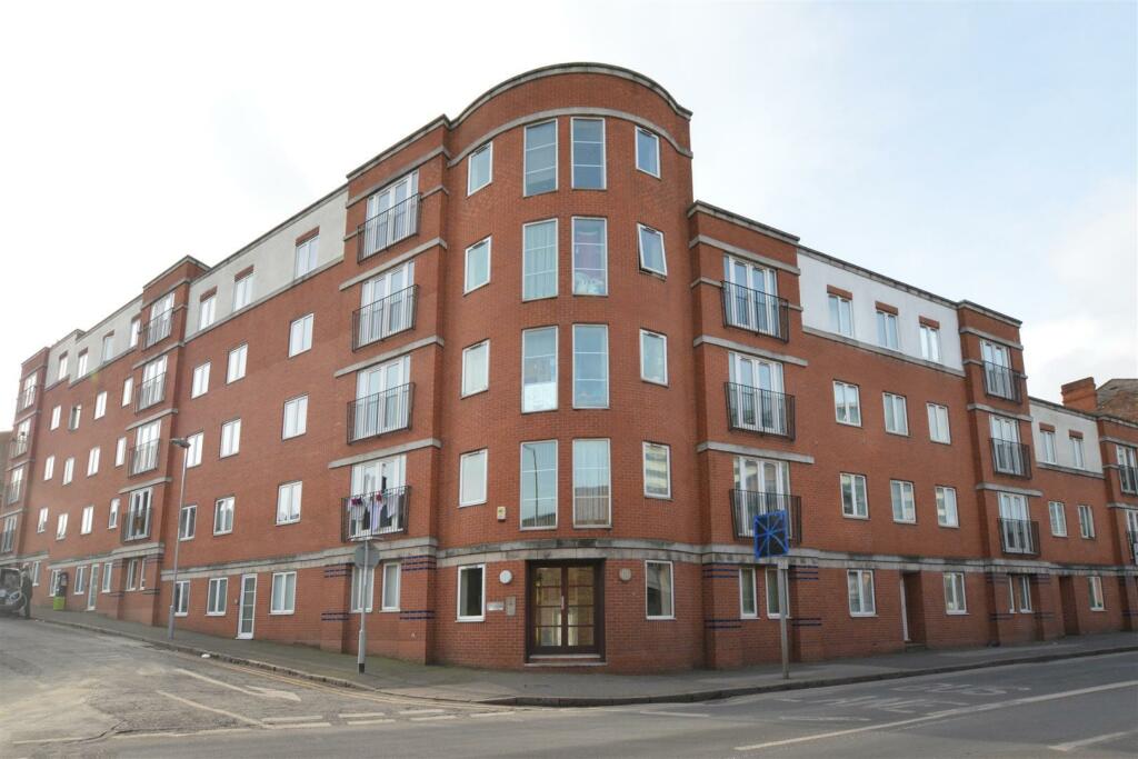 1 bed Apartment
