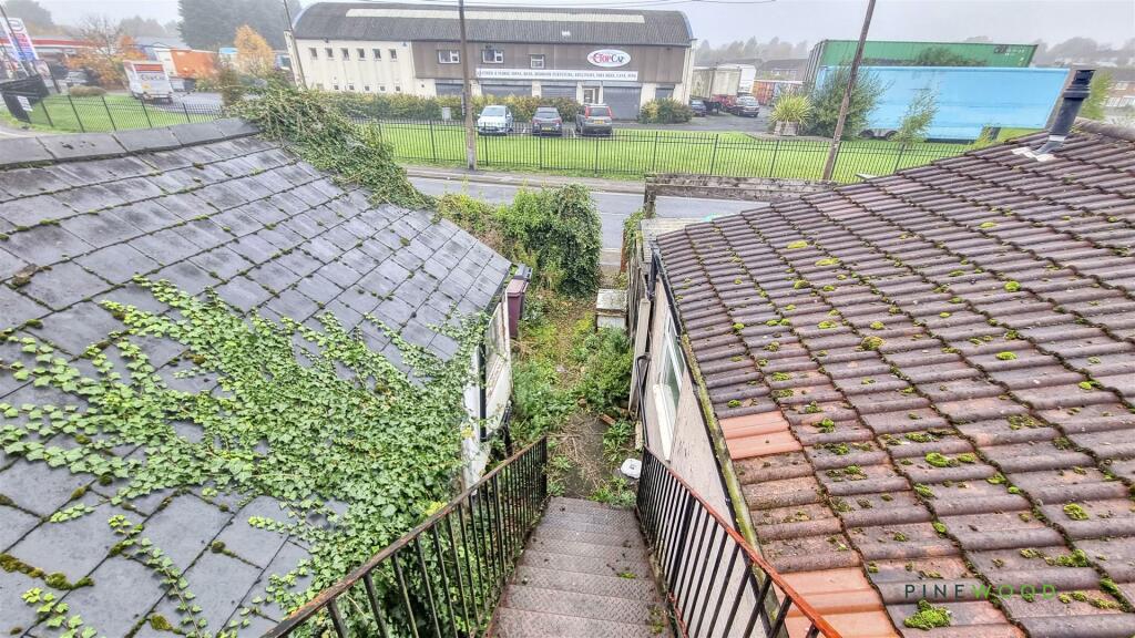 1 bed Commercial Property