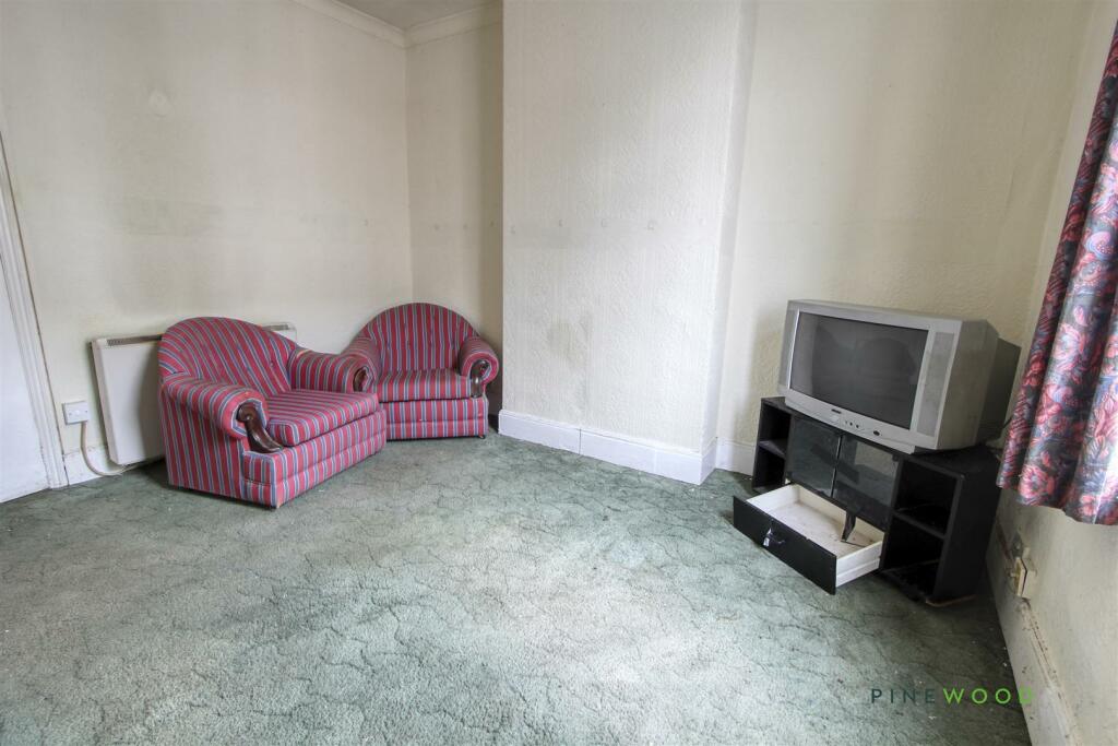 1 bed Commercial Property