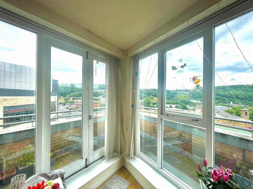 2 bed Apartment