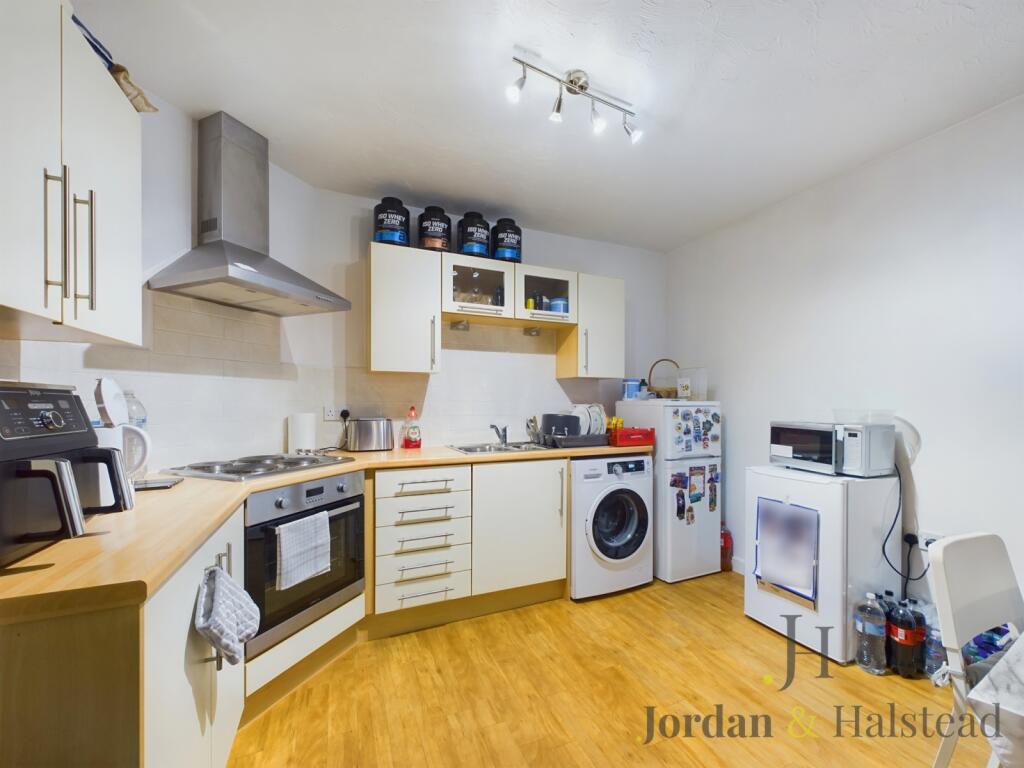2 bed Apartment