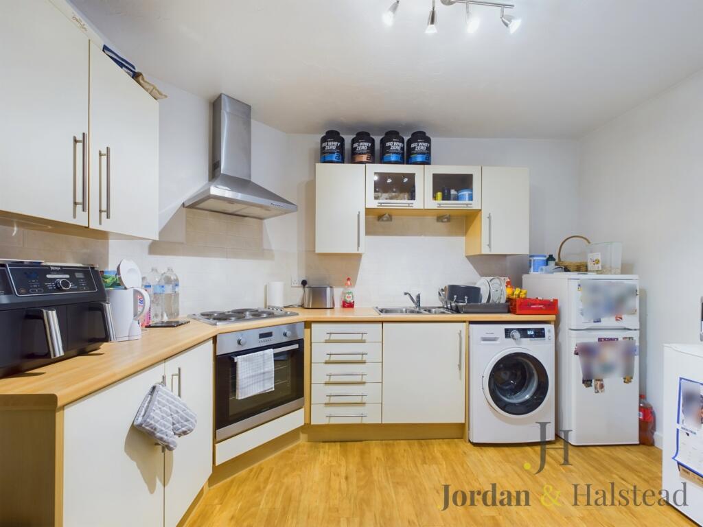 2 bed Apartment