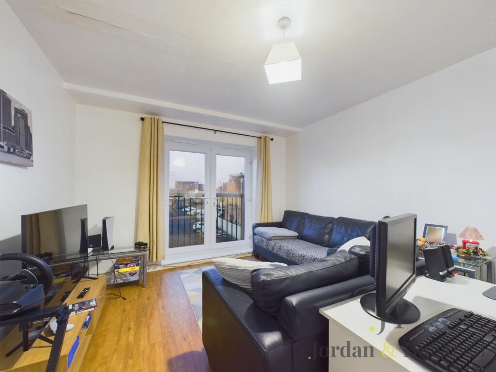 2 bed Apartment