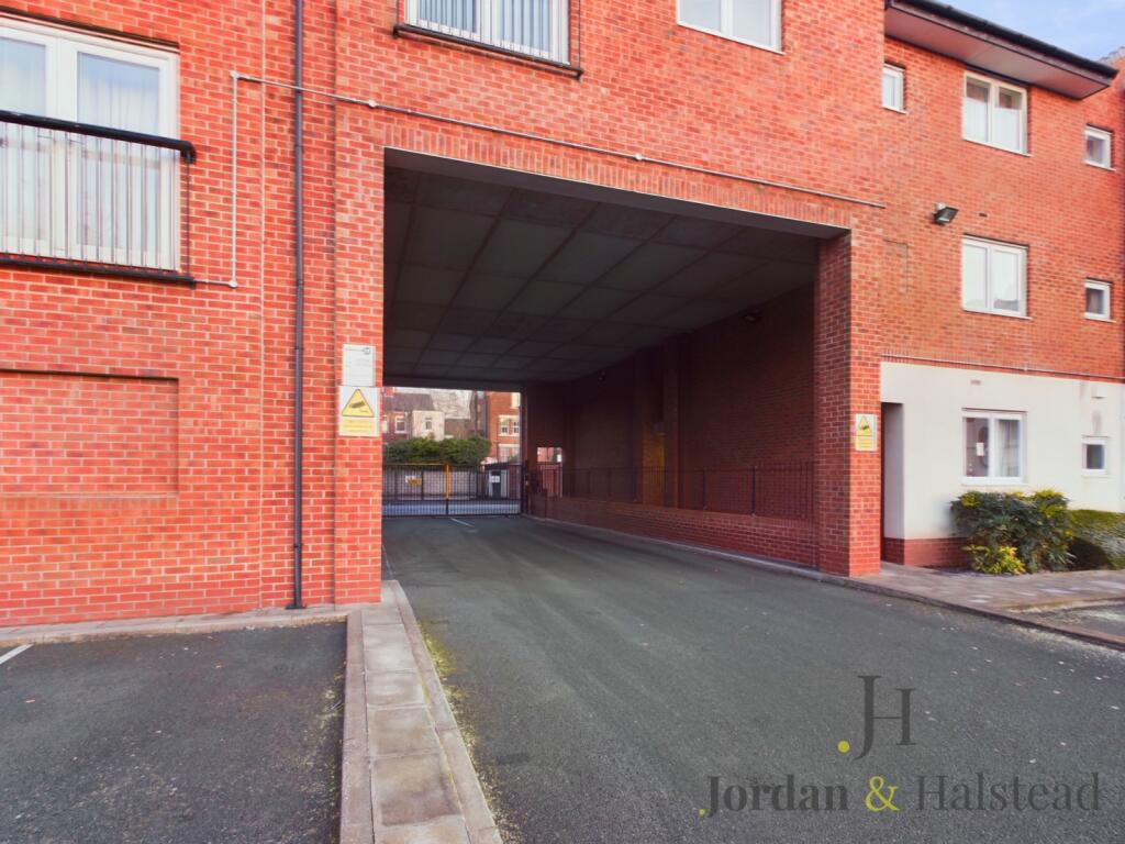 2 bed Apartment
