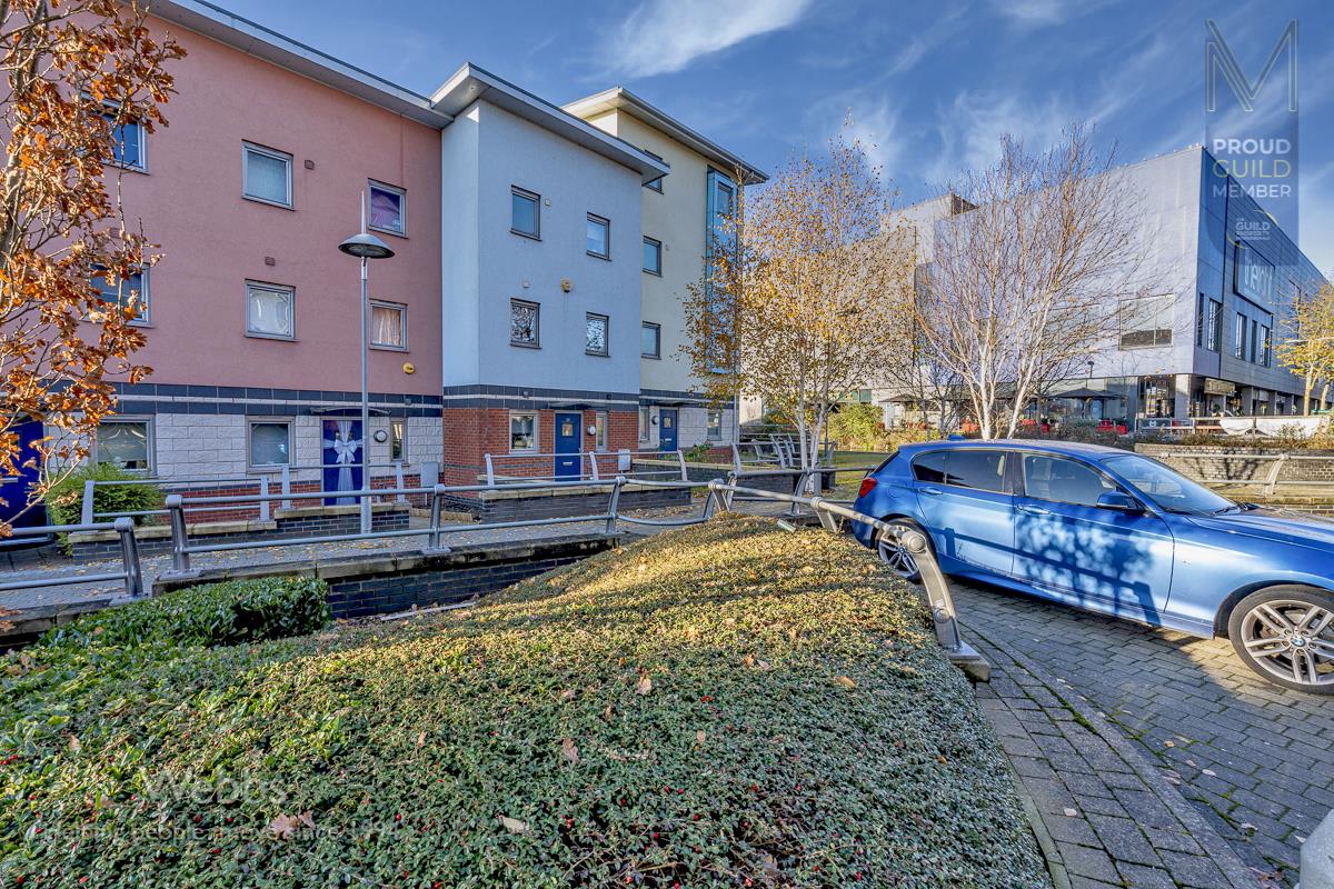 3 bed Terraced