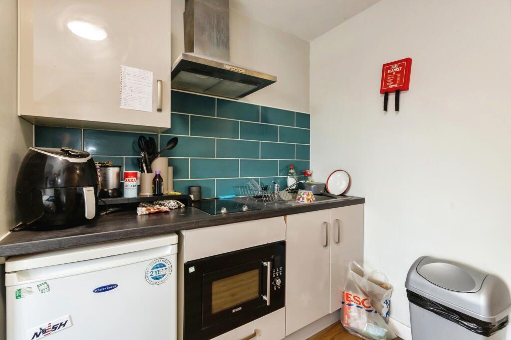 1 bed Apartment