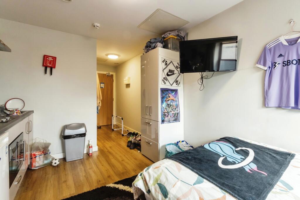 1 bed Apartment