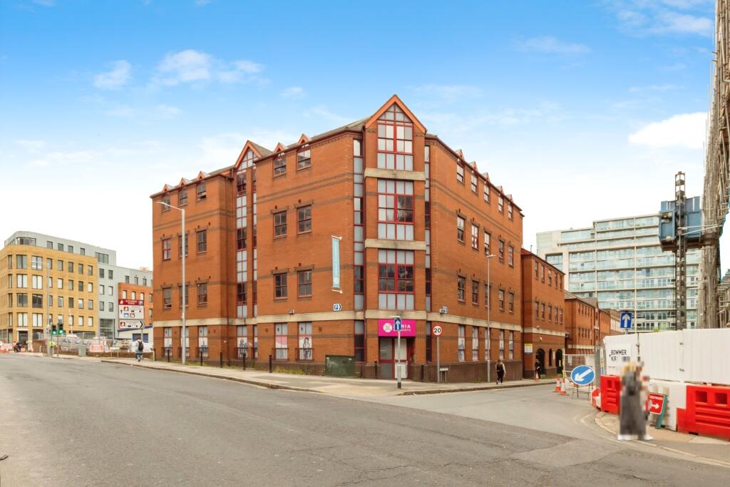 1 bed Apartment