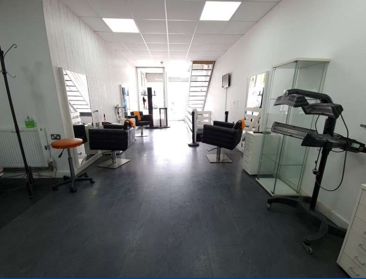 Hairdresser / Barber Shop