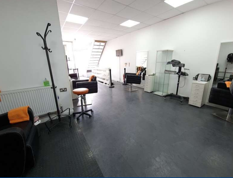Hairdresser / Barber Shop