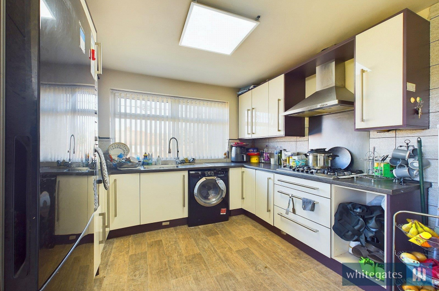 2 bed Semi-Detached Bungalow