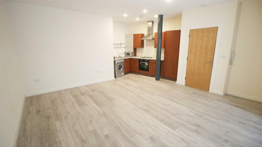 2 bed Apartment