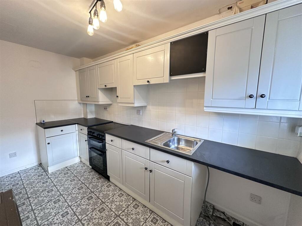 2 bed Terraced