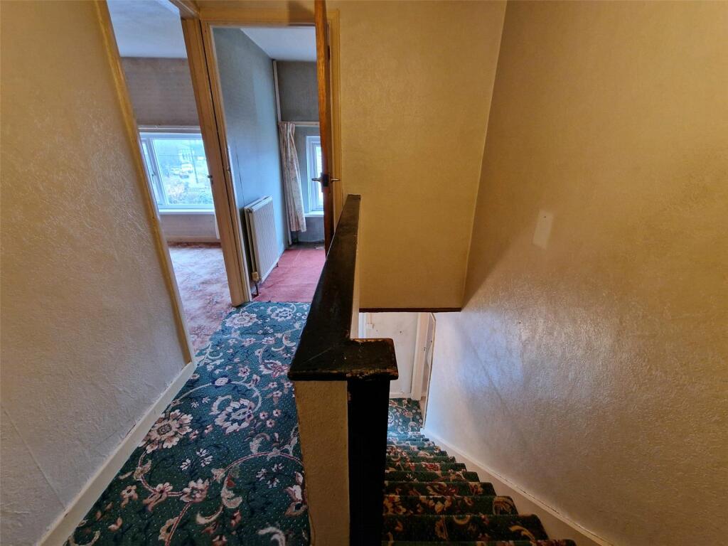 3 bed Semi-Detached