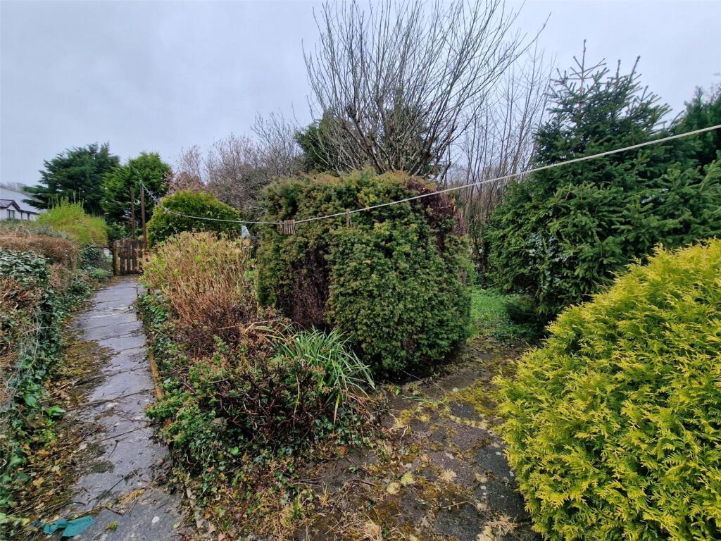 3 bed Semi-Detached