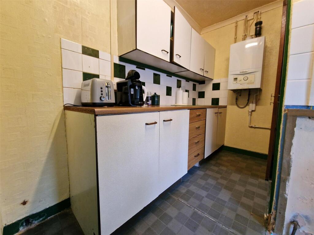 3 bed Semi-Detached