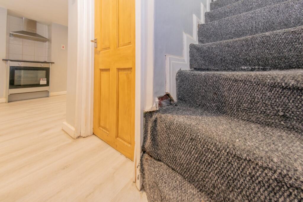 2 bed End of Terrace
