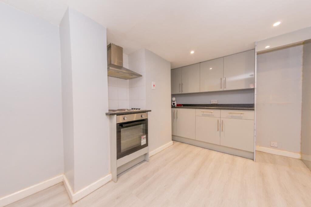 2 bed End of Terrace