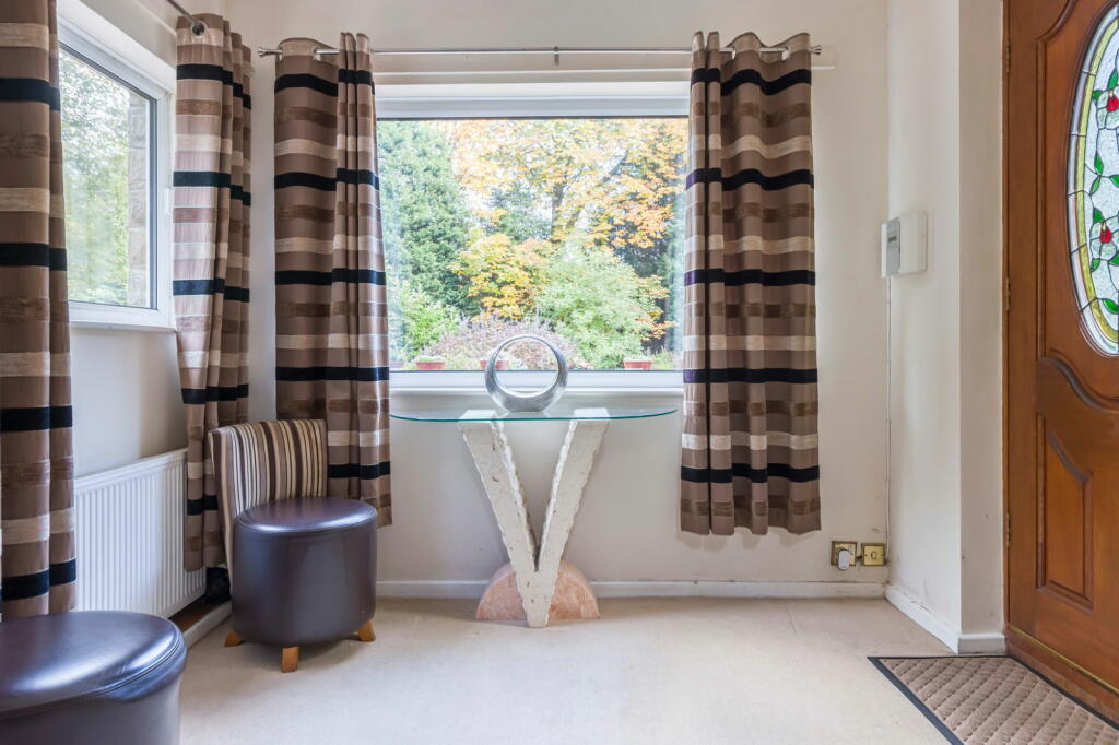 4 bed Detached